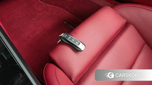 Porsche 911(992) id 4649558 из Кореи 20