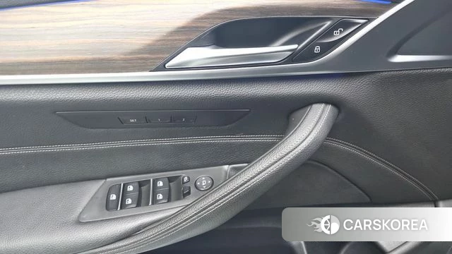BMW 5 Series (G30) id 4581710 из Кореи 20