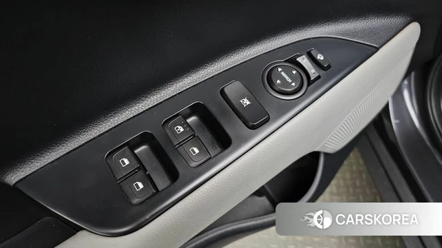 Kia Stonic id 4850139 из Кореи 20