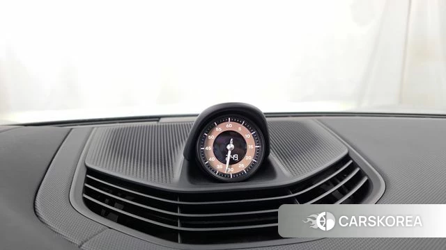 Porsche Taycan id 4623191 из Кореи 20