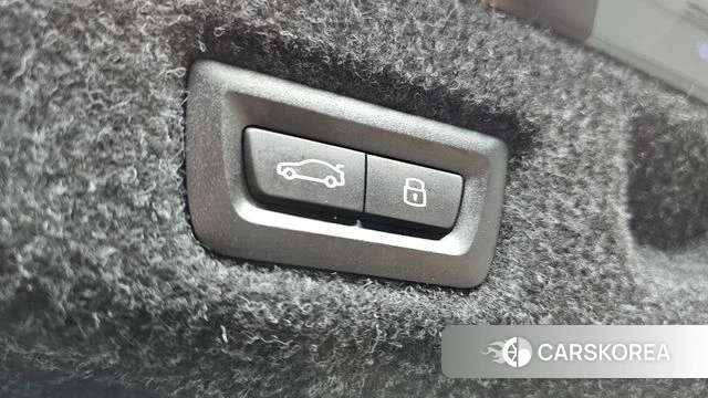 BMW 5 Series (G60) id 4607464 из Кореи 20