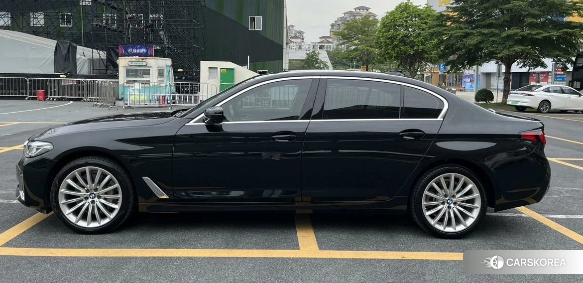 BMW 5 series id 4504882 из Китая 20