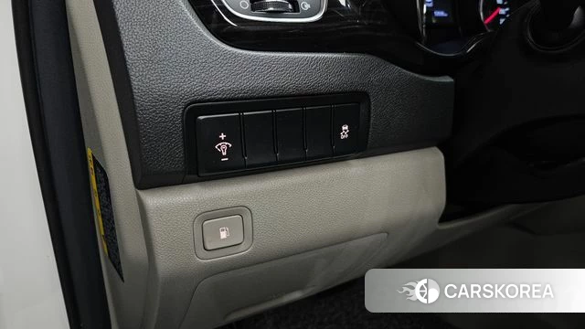 Kia The New Carnival id 4849756 из Кореи 20