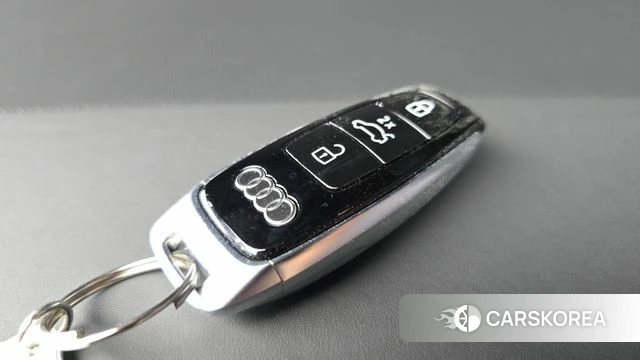 Audi S8 (D5) id 4602092 из Кореи 20