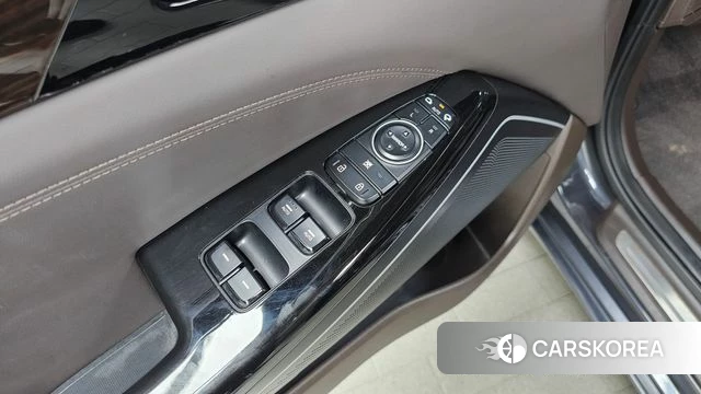 Kia All New K7 Hybrid id 4633018 из Кореи 20