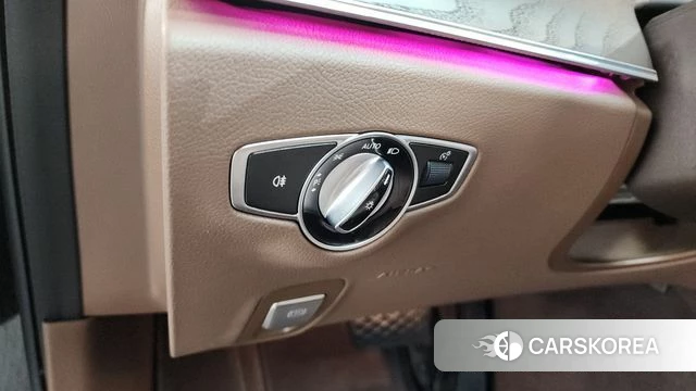 Mercedes-Benz E-Class W213 id 4530684 из Кореи 20