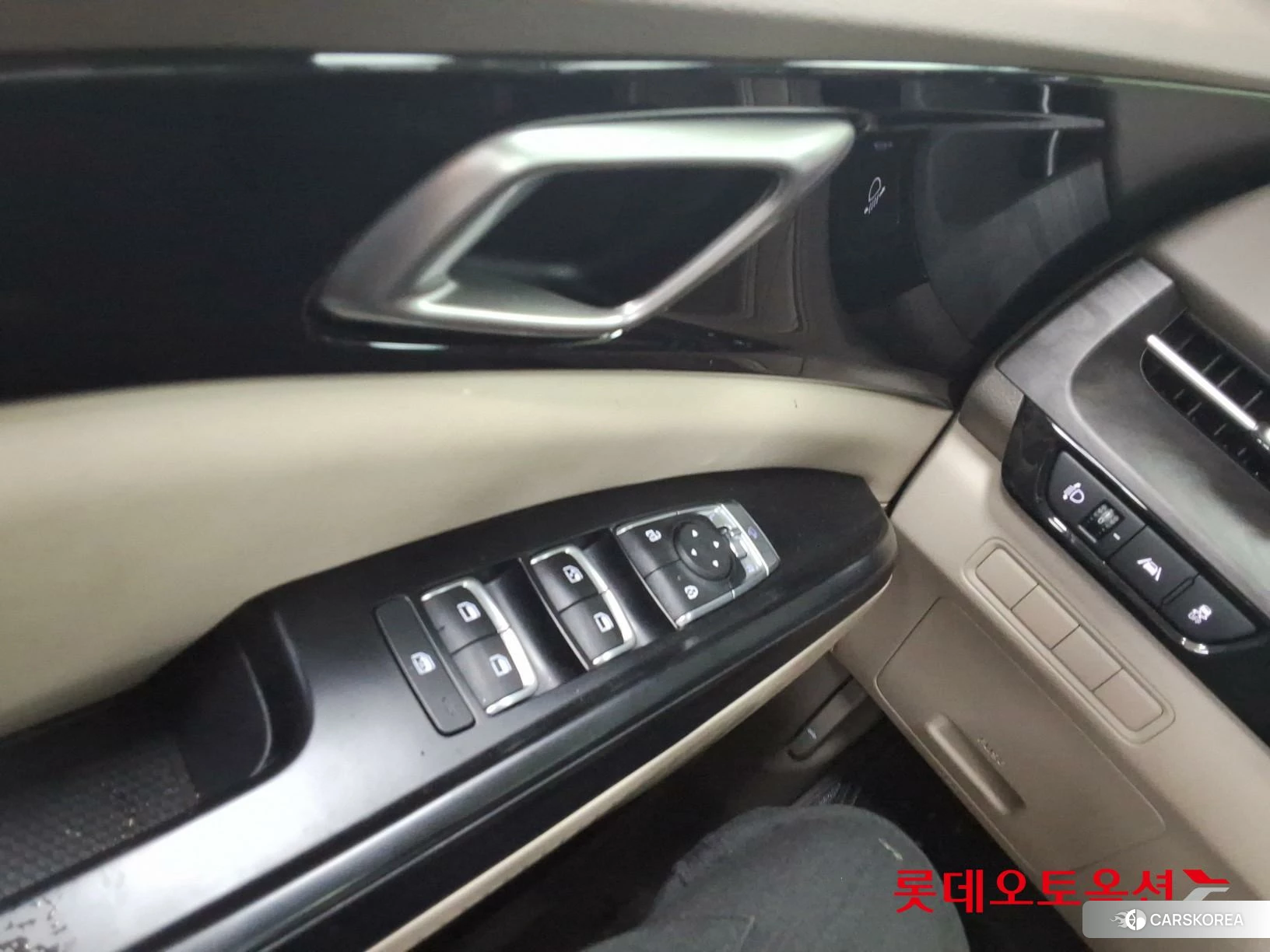 Kia Carnival id 4352383 из Кореи 20