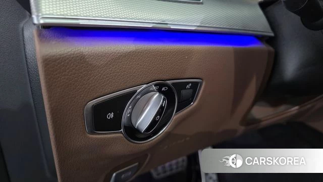 Mercedes-Benz E-Class W213 id 4785598 из Кореи 20