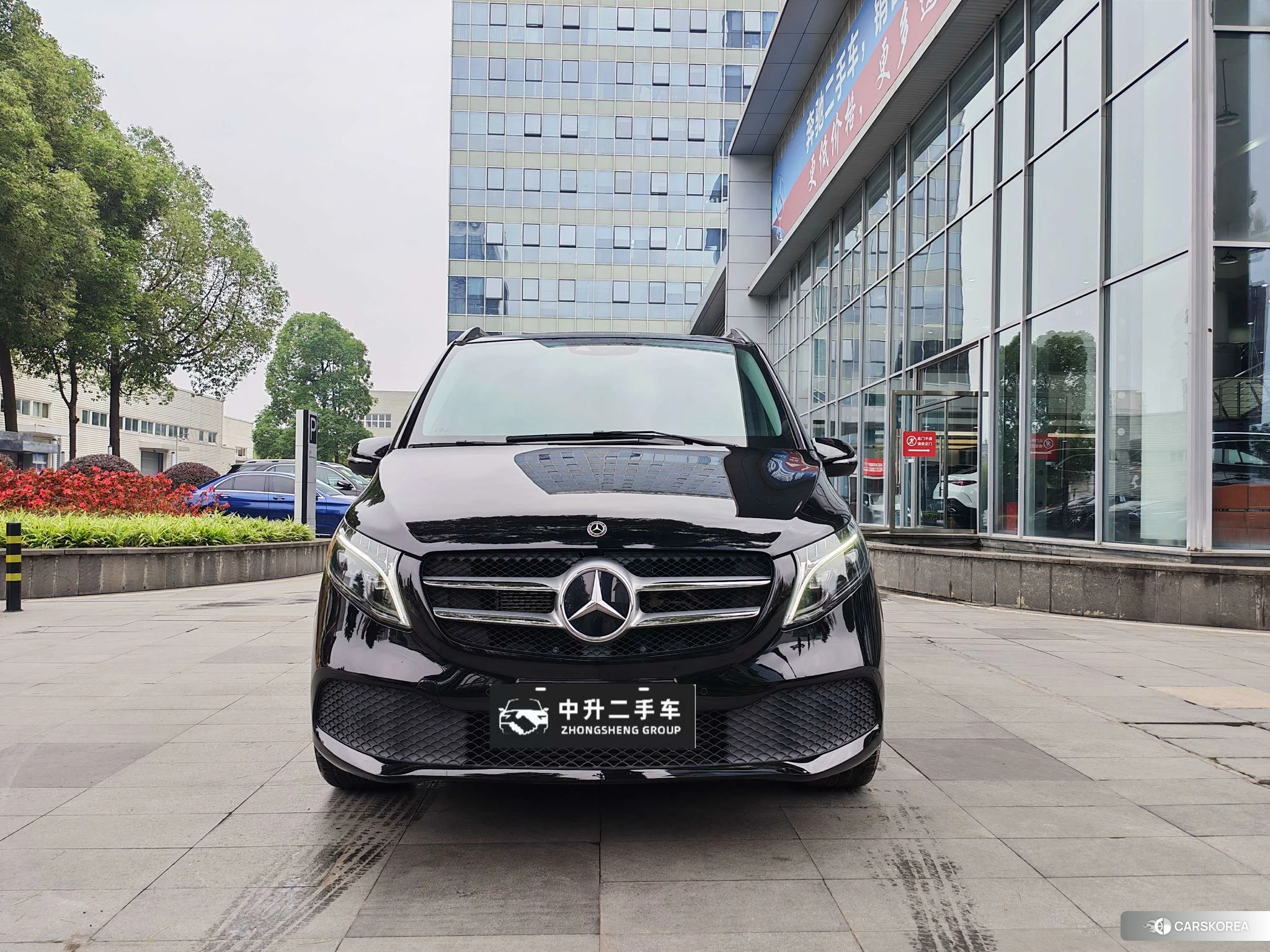 Mercedes-Benz V-class id 4479808 из Китая 20