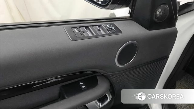 Land Rover Discovery 5 id 4770258 из Кореи 20
