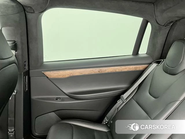 Tesla Model X id 4253407 из Китая 20