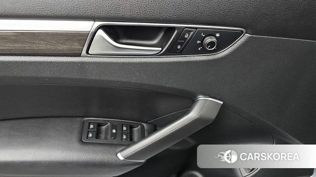 Volkswagen The New Passat id 4574392 из Кореи 20