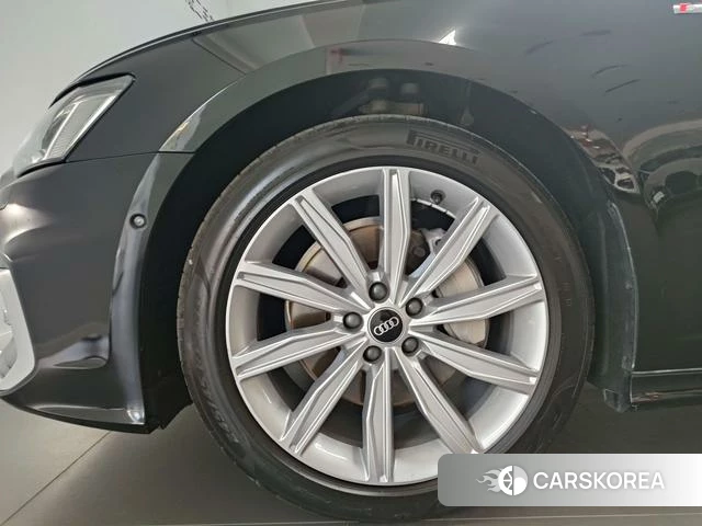 Audi A6L id 4274177 из Китая 20