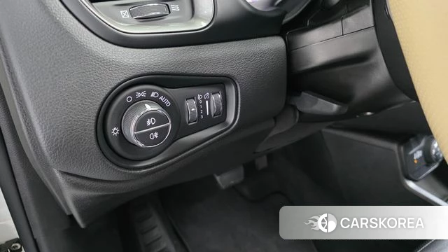 Jeep Renegade id 4430296 из Кореи 20