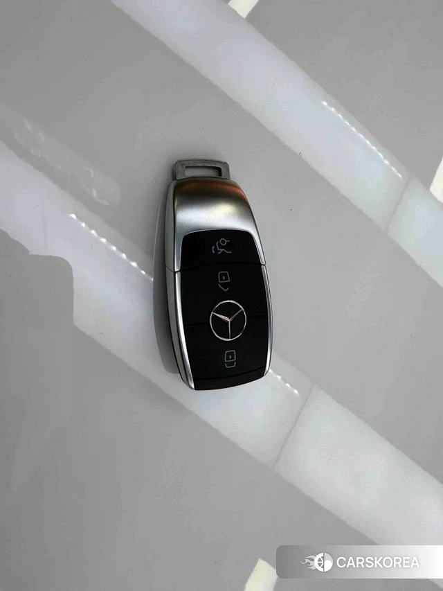 Mercedes-Benz Class C id 4264674 из Китая 20