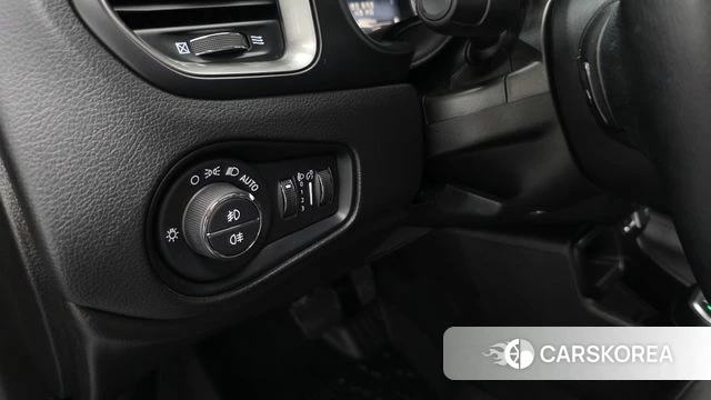 Jeep Renegade id 4381730 из Кореи 20