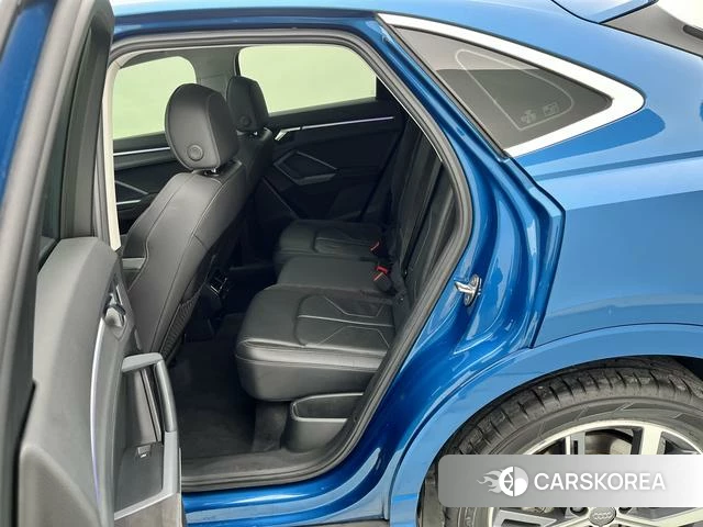 Audi Q3 Sportback id 4260686 из Китая 20