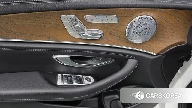 Mercedes-Benz E-Class W213 id 4520383 из Кореи 20
