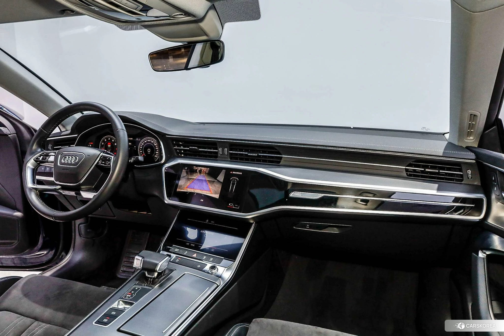 Audi A7L id 4486187 из Китая 20