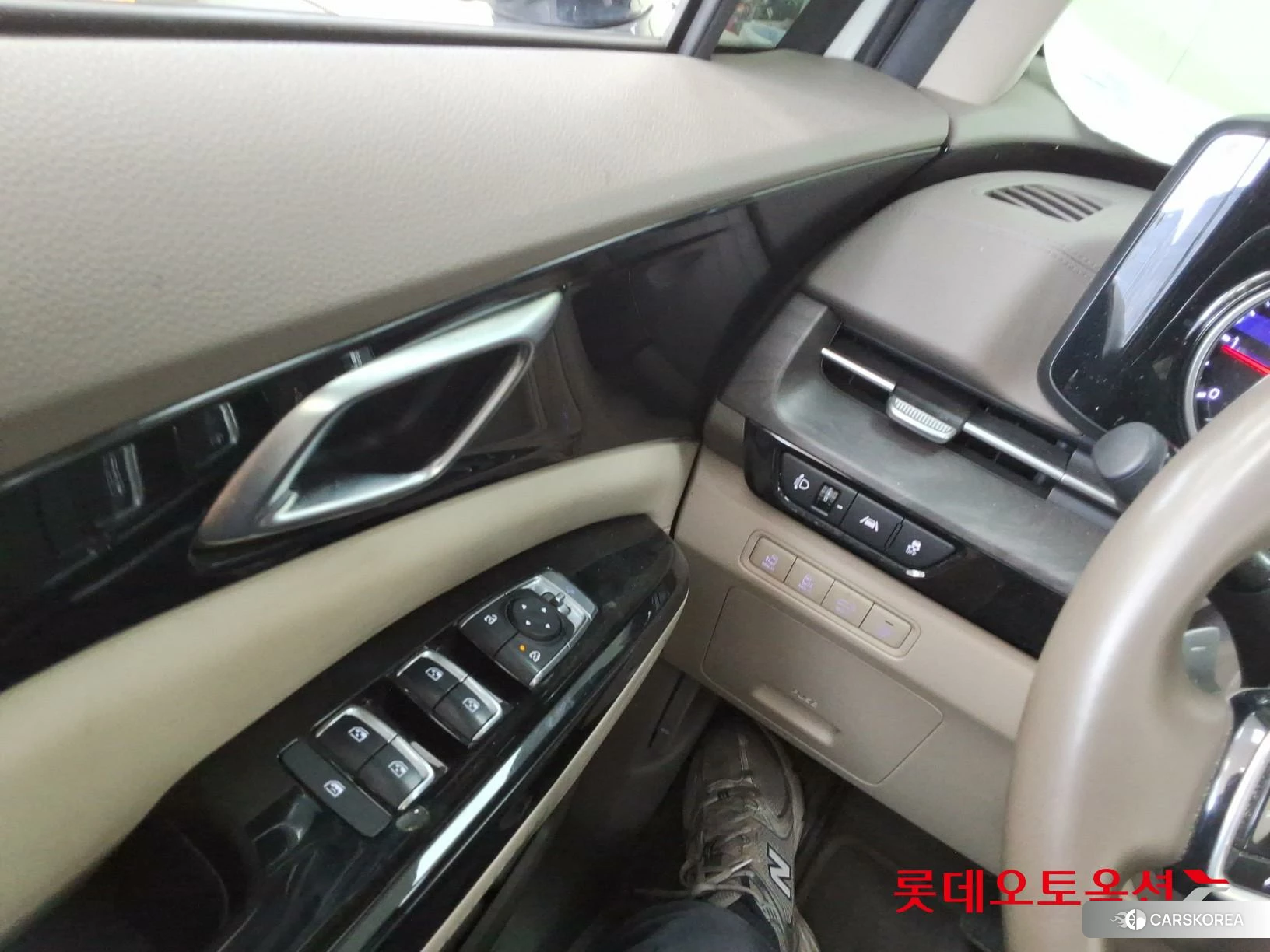 Kia Carnival id 3882082 из Кореи 20