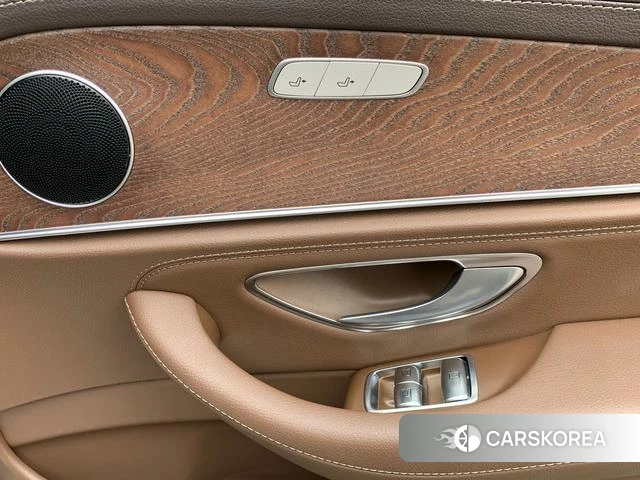 Mercedes-Benz E-class PHEV id 4261074 из Китая 20