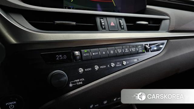 Lexus ES300h 7th generation id 4362979 из Кореи 20