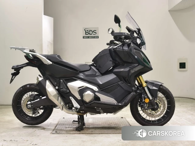 Honda X-ADV 750 id 3949937 из Японии 20
