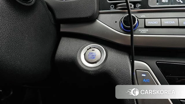 Hyundai Avante AD id 4596368 из Кореи 20