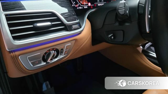 BMW 7 Series (G11) id 4687895 из Кореи 20