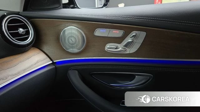 Mercedes-Benz E-Class W213 id 4737330 из Кореи 20
