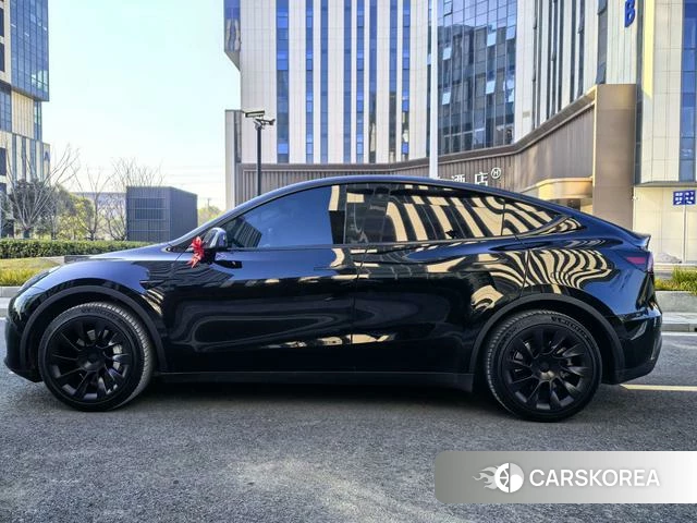 Tesla Model Y id 4205777 из Китая 20