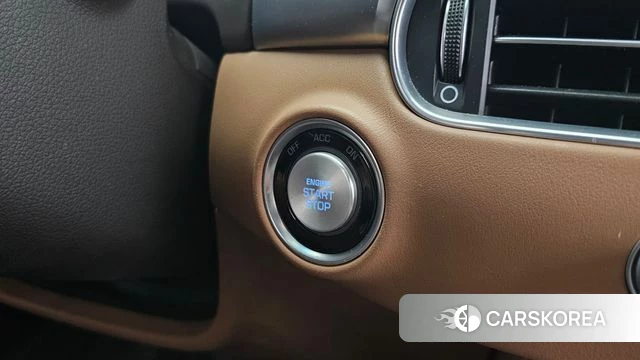 Genesis G90 id 4285184 из Кореи 20