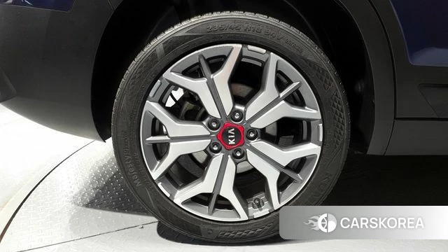 Kia Seltos id 4268541 из Кореи 20