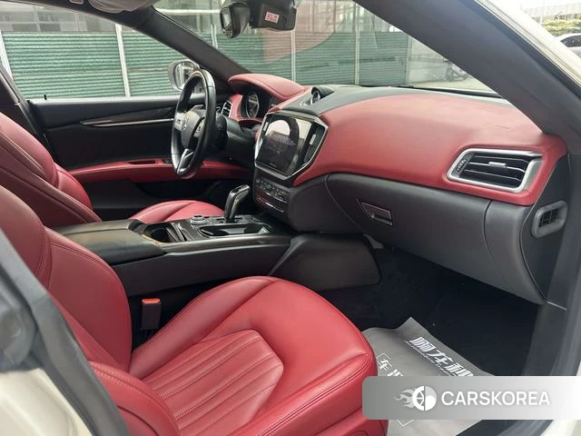 Maserati Ghibli id 4227895 из Китая 20