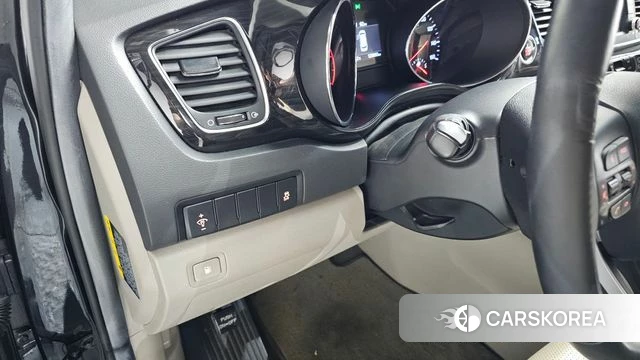 Kia The New Carnival id 4385042 из Кореи 20