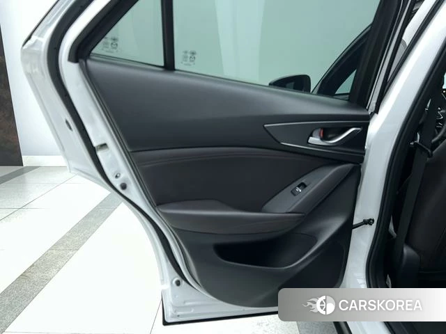 Mazda CX-4 id 4263405 из Китая 20