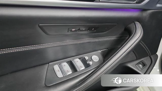 BMW 5 Series (G30) id 4285292 из Кореи 20