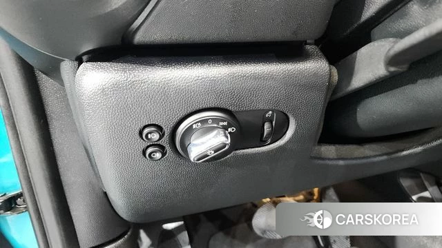 Mini Cooper Convertible id 4268484 из Кореи 20