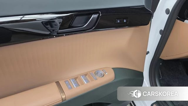 Hyundai Grandeur Hybrid (GN7) id 4897712 из Кореи 20