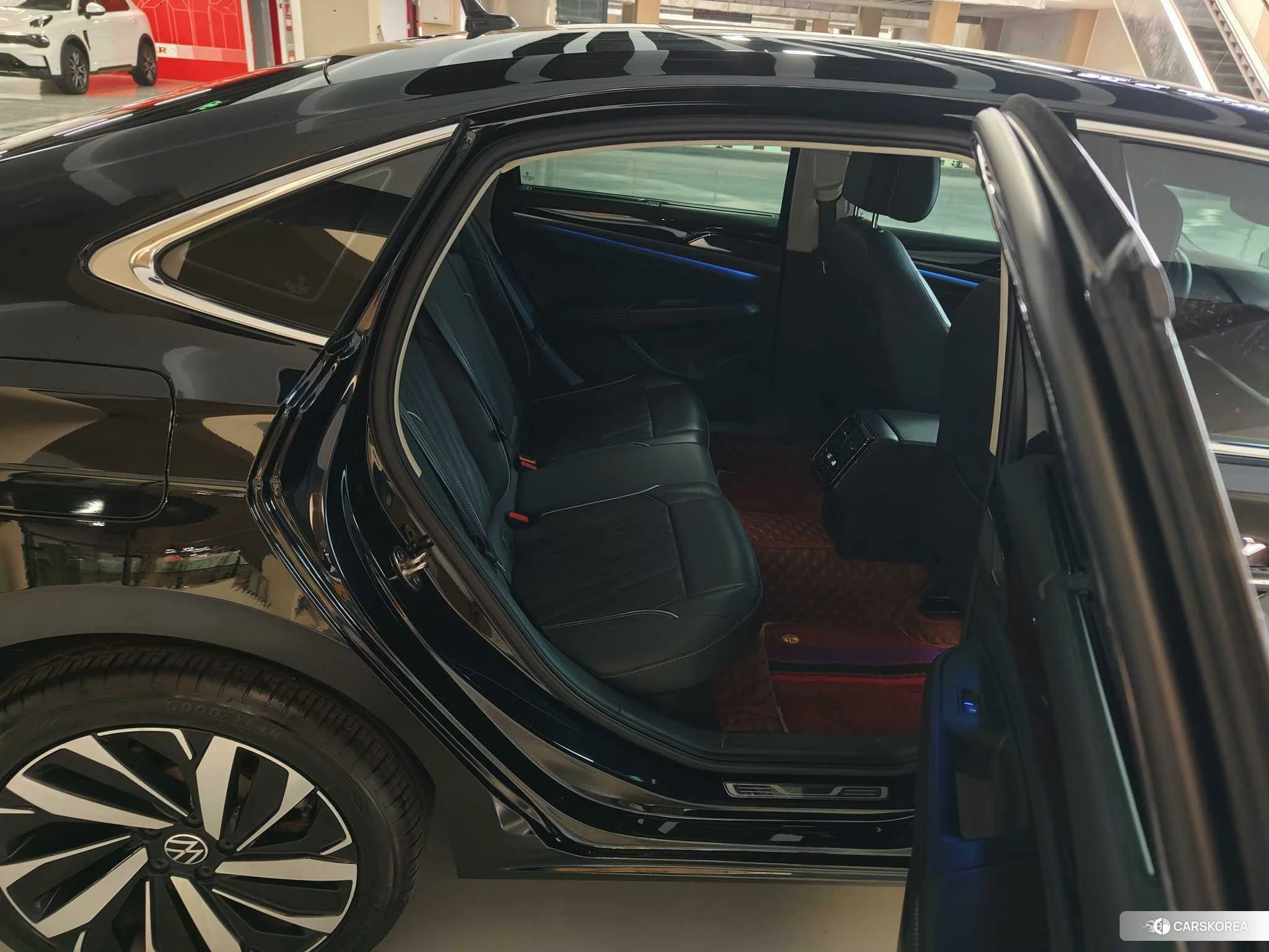 Volkswagen Passat id 4514881 из Китая 20
