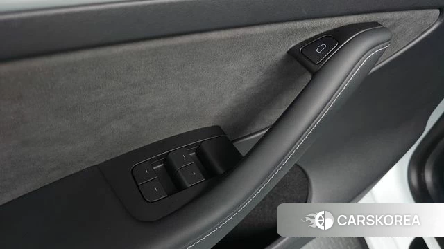 Tesla Model Y id 4584472 из Кореи 20