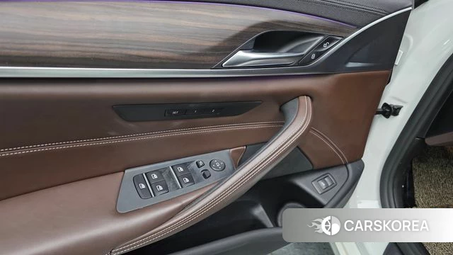 BMW 5 Series (G30) id 4536680 из Кореи 20