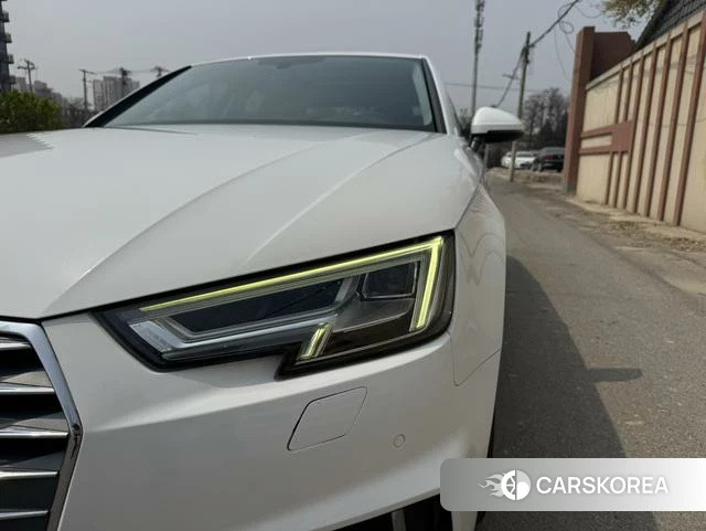 Audi A4L id 4253504 из Китая 20