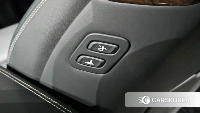 Genesis G90 id 4741005 из Кореи 20