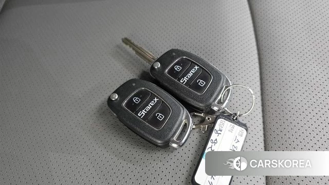 Hyundai The New Grand Starex id 4567901 из Кореи 20