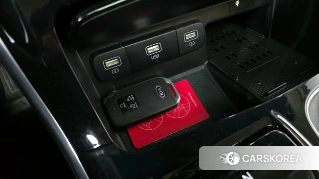 Kia Carnival 4th generation id 4232049 из Кореи 20