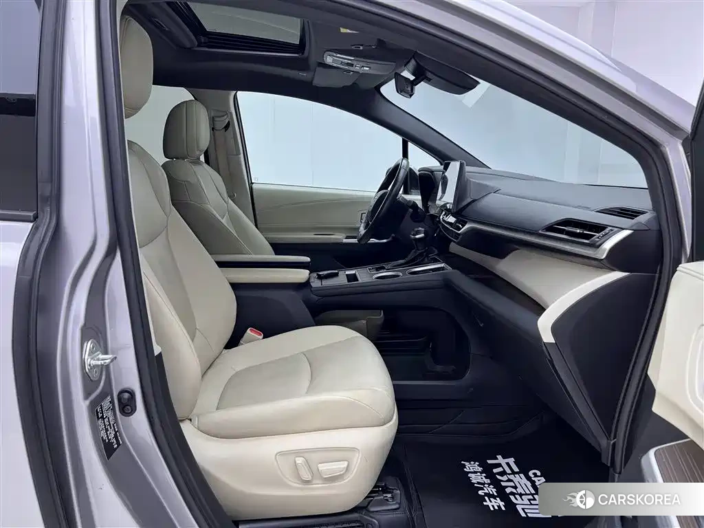 Toyota Granvia id 4553738 из Китая 20