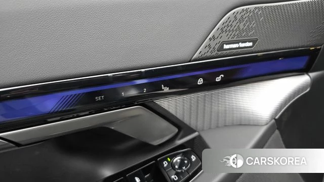 BMW 5 Series (G60) id 4194023 из Кореи 20