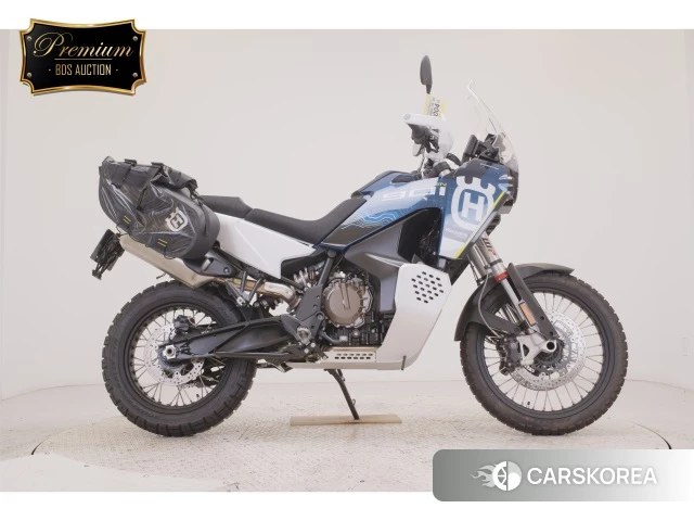 Проданный Husqvarna NORDEN 901 Expedition 2024 из Японии