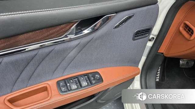 Maserati Quattroporte id 4520676 из Кореи 20